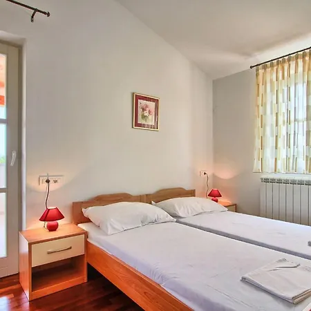 Azura Сasa de vacaciones Pula